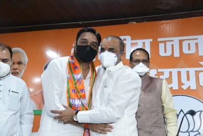 Cong MLA in MP resigns from Assembly, joins BJP