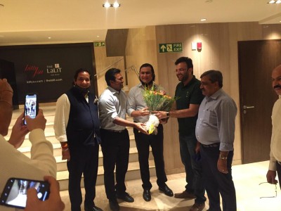 DDCA elections: Leander Paes meets Jaitley, wishes him well