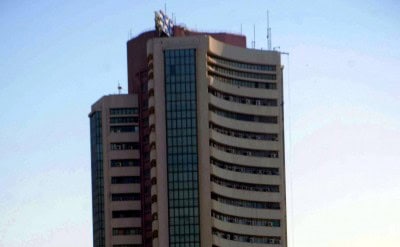 Equity indices in red, healthcare stocks plunge