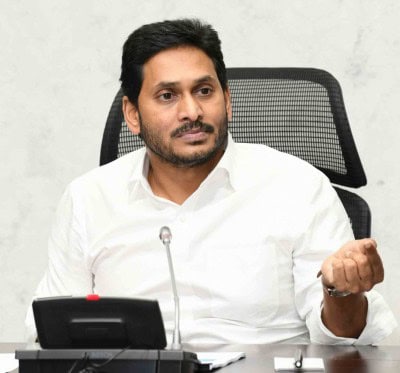 Farmers, poor families most affected by rains: Andhra CM to Shah