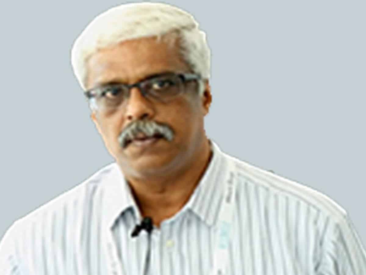 Gold smuggling case: Sivasankar brought to ED's office for questioning