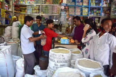 Higher food prices raise India's Sept retail price inflation (Roundup)