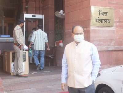 I-T Dept refunds Rs 1,27,000 cr through Automated Refund System: Fin Secy