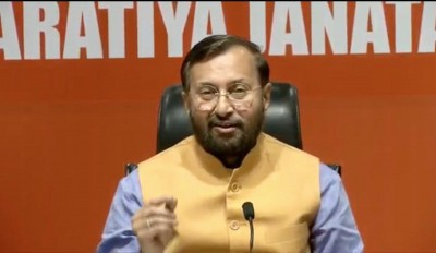 Javadekar targets Rahul over 'rape-and-murder' of minor girl in Punjab