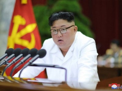 Kim Jong-un holds politburo meeting of N.Korean ruling party