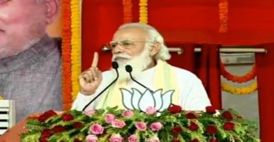 Modi compares 15-yr 'lawless rule' with NDA's development era (Ld)