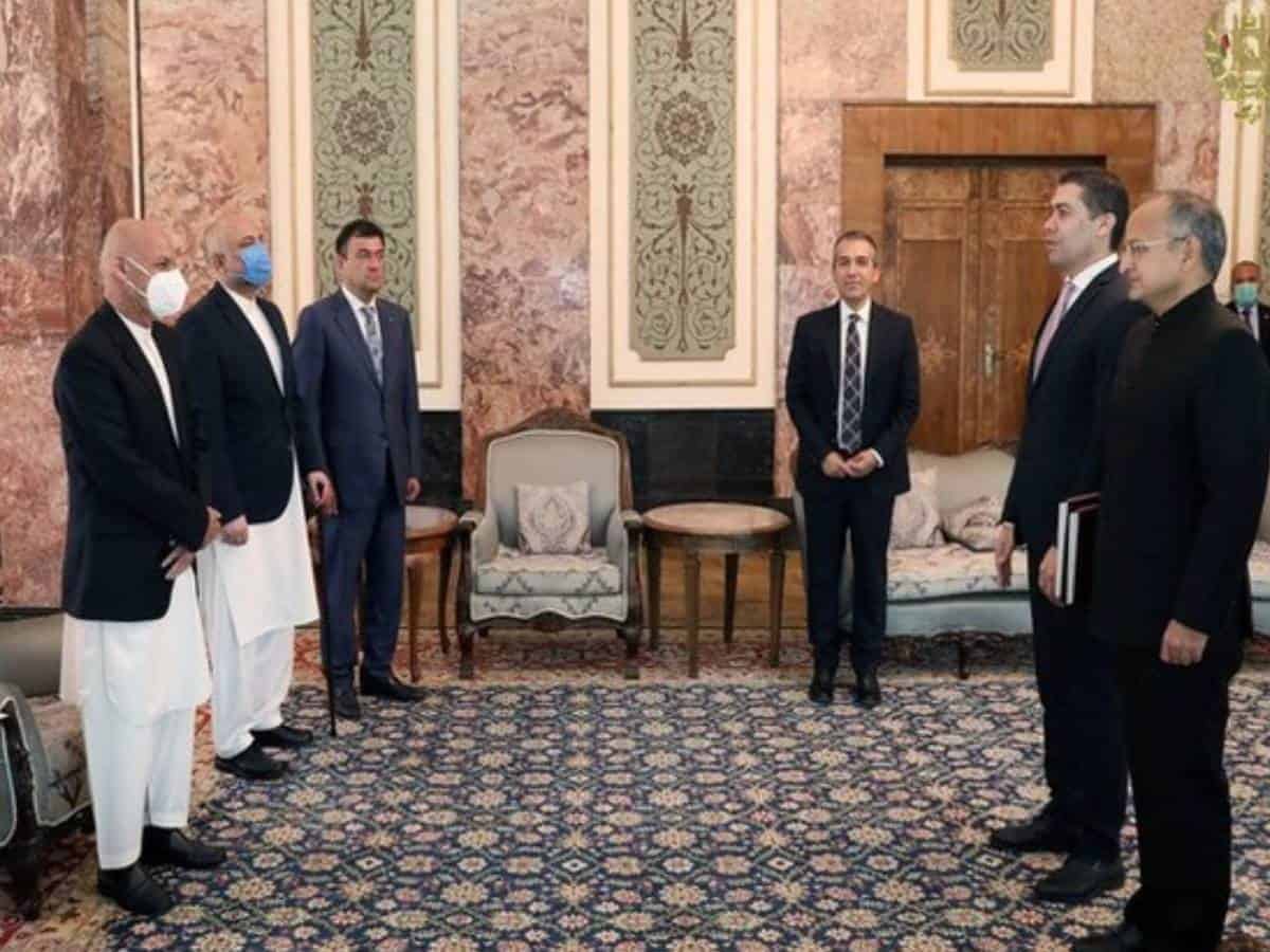 Indian envoy Rudrendra Tandon submits papers to Afghan President