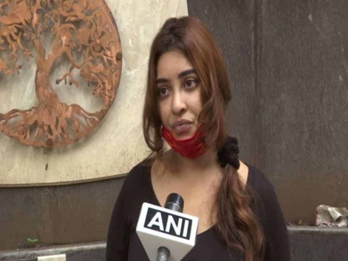 Mumbai Police takes Payal Ghosh to govt hospital for medical test in sexual assault case