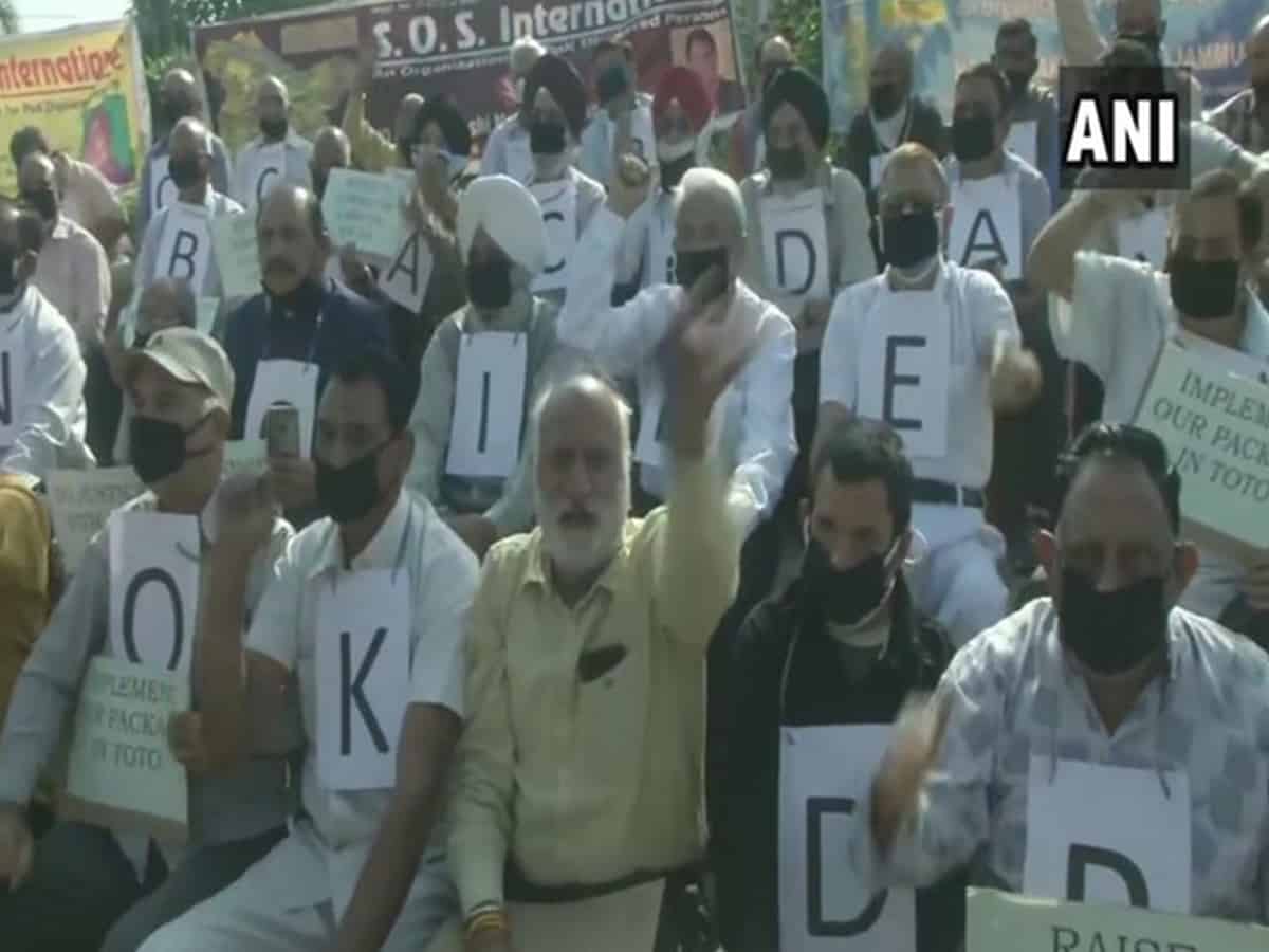 PoK refugees observe Black Day in Jammu