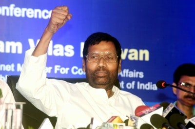 Paswan, record breaker of electoral politics, was a class apart (Obit)
