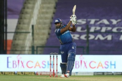 Pollard, Pandya's late blitz helps MI reach 191/4