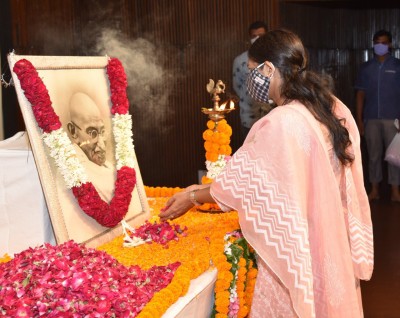 Rededicate to truth, non-violence: Andhra Guv on Gandhi Jayanti