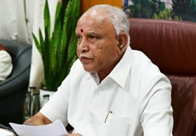 Yediyurappa convinces Sriramulu to accept new portfolio
