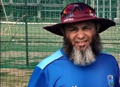 Younis, Mushtaq unlikely to be part of Pak staff for Zim series