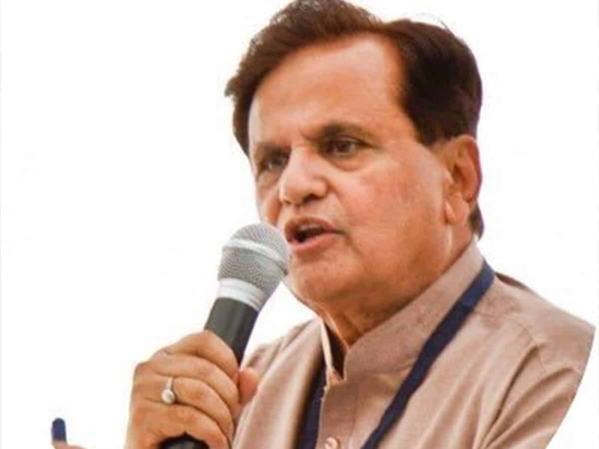 Congress treasurer Ahmed Patel tests Covid positive
