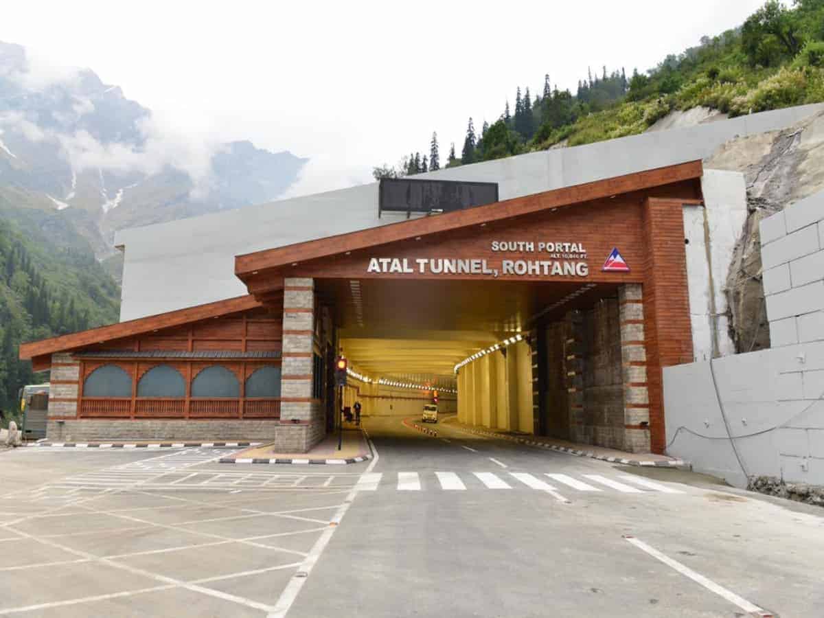 Atal Tunnel: 'Accident Prone Zone', 3 accidents in a single day