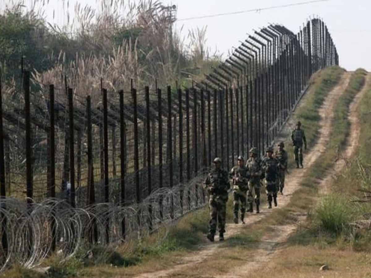 Pak violates ceasefire in J-K's Poonch