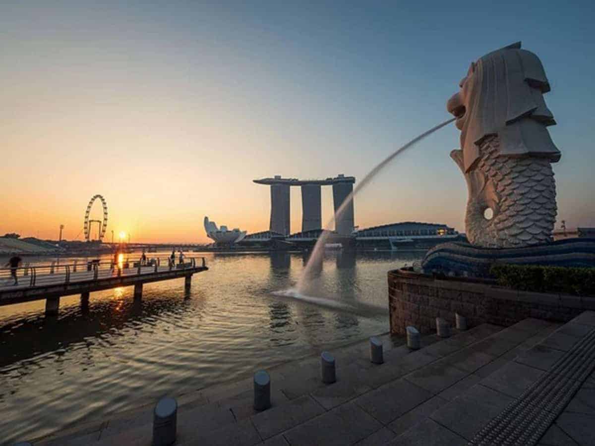 CNN mention's Singapore as 'not a country', later removes it