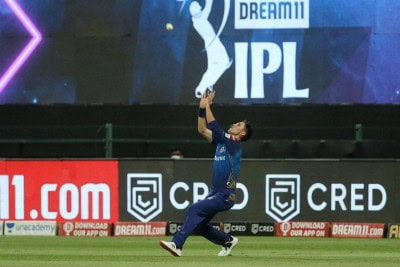 Needed to give Bumrah, Boult rest: MI bowling coach Bond