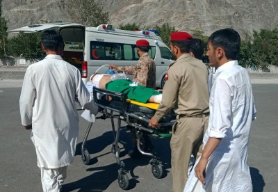 8 killed, 11 injured in Pakistan accident