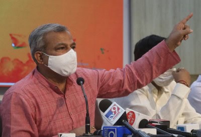 All-party meet: Cong, BJP accuse Delhi govt of inaction, oppose re-lockdown