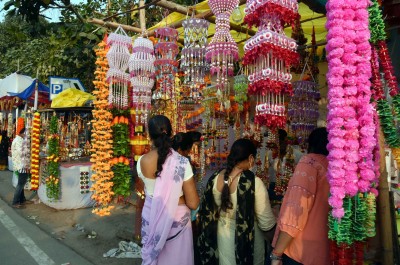 Covid casts shadow on Diwali shopping in Hyderabad