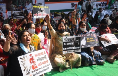 Delhi Congress, IYC, NSUI protest against atrocities on Dalits, women