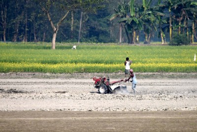 Farmers' unions to attend meeting with Union ministers on Friday