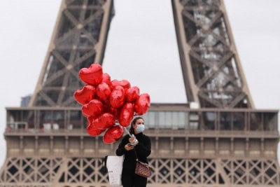 France reports 35,641 new Covid-19 cases