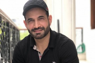 Irfan Pathan reaches Sri Lanka for LPL