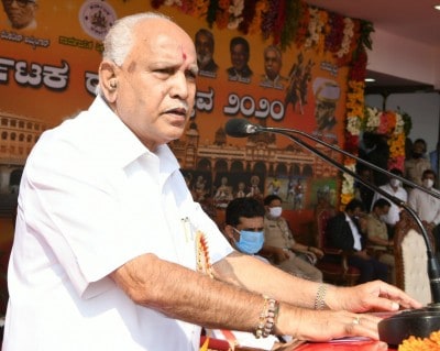 Phone call from Delhi makes Yediyurappa defer Lingyat move
