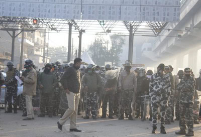 Police on alert as farmers may open new front on Delhi-UP border