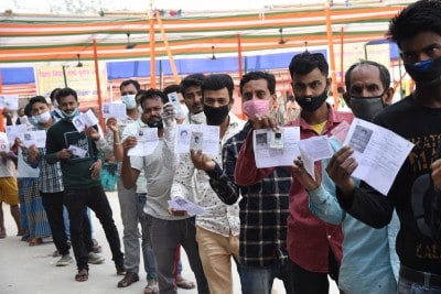 Polling for third phase in Bihar begins amid tight security