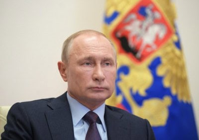 Putin praises BRICS cooperation on international issues