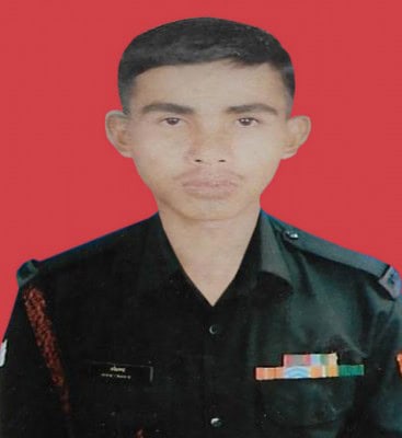 Thousands bid farewell to Assam braveheart martyred in J&K