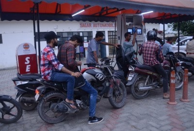 Two-wheelers' export volumes to see sustained growth in 2HFY21: Ind-Ra
