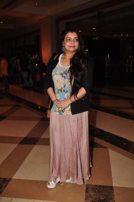 Vaibhavi Merchant: Katrina is SRK's opposite