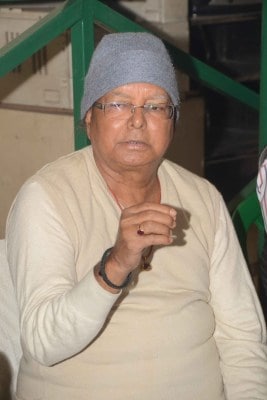Where was double engine for migrants during lockdown, asks Lalu