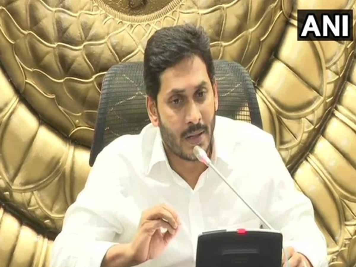 Andhra CM announces Rs 10 lakh compensation for family of girl murdered in Visakhapatnam