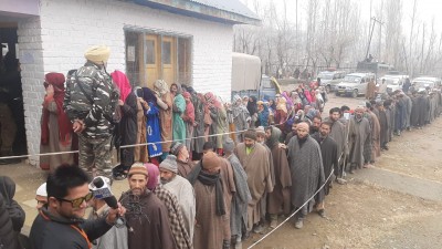 9.46% polling in 2 hours in J&K DDC polls