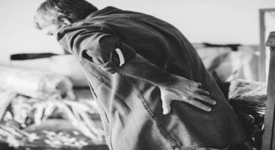 Back pain could be pancreatic cancer's first sign: Expert