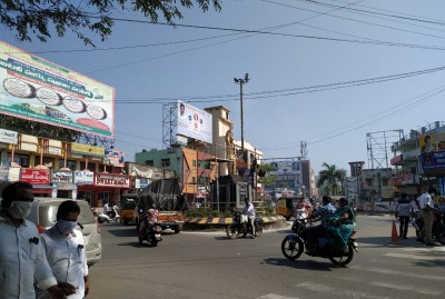 Eluru residents prescribed helmets to counter collapsing injuries