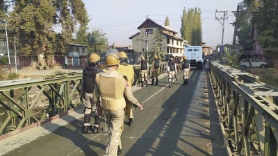 J&K police prevent 2 youth from joining terror ranks