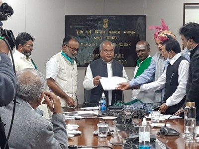 Kisan Sena warns of bigger protest if farm laws repealed