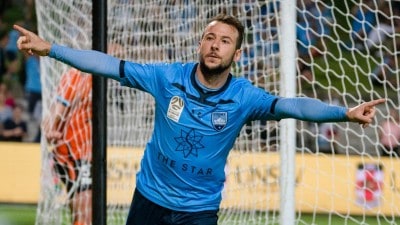 Le Fondre, Boumous take Mumbai to 3-0 win over East Bengal