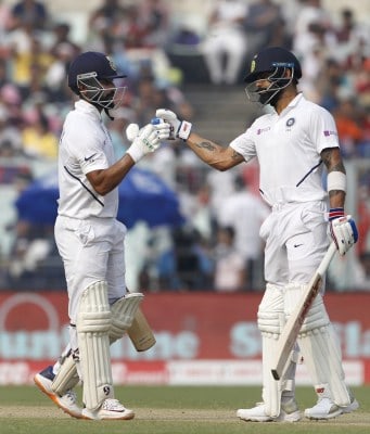 Rahane won't be under any real pressure once Kohli leaves, says Gavaskar