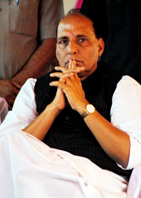 Rajnath reviews plans for Aero India 2021