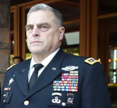 Top US general meets Taliban in Qatar