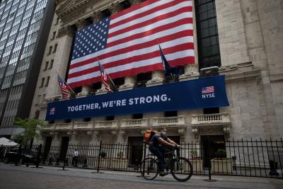 US weekly unemployment claims drop for 1st time in 3 weeks