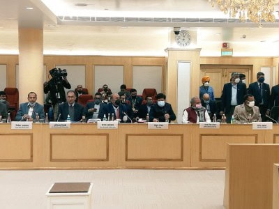 11th round of talks breaks down, deadlock on farm laws continues